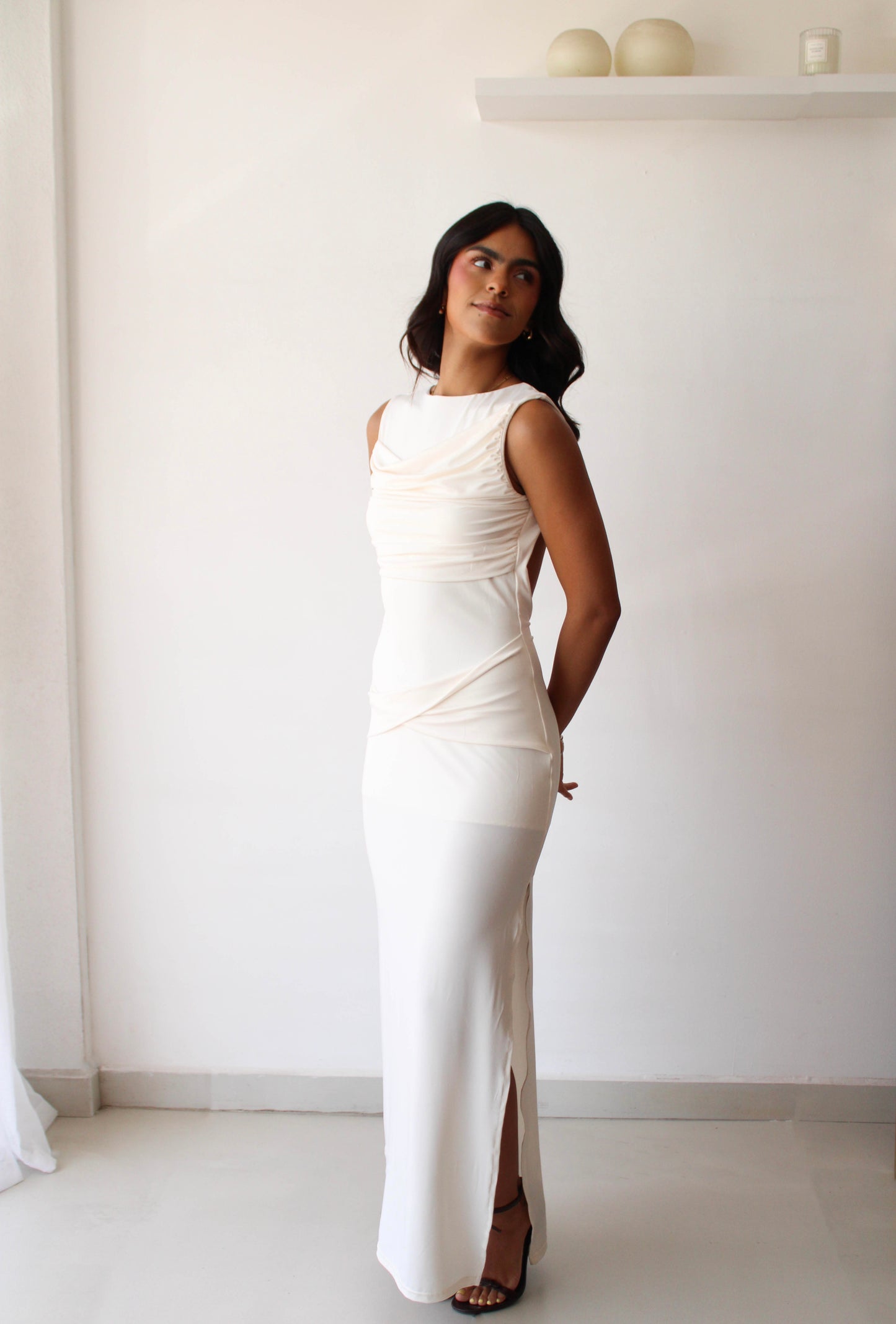 Vestido Albania