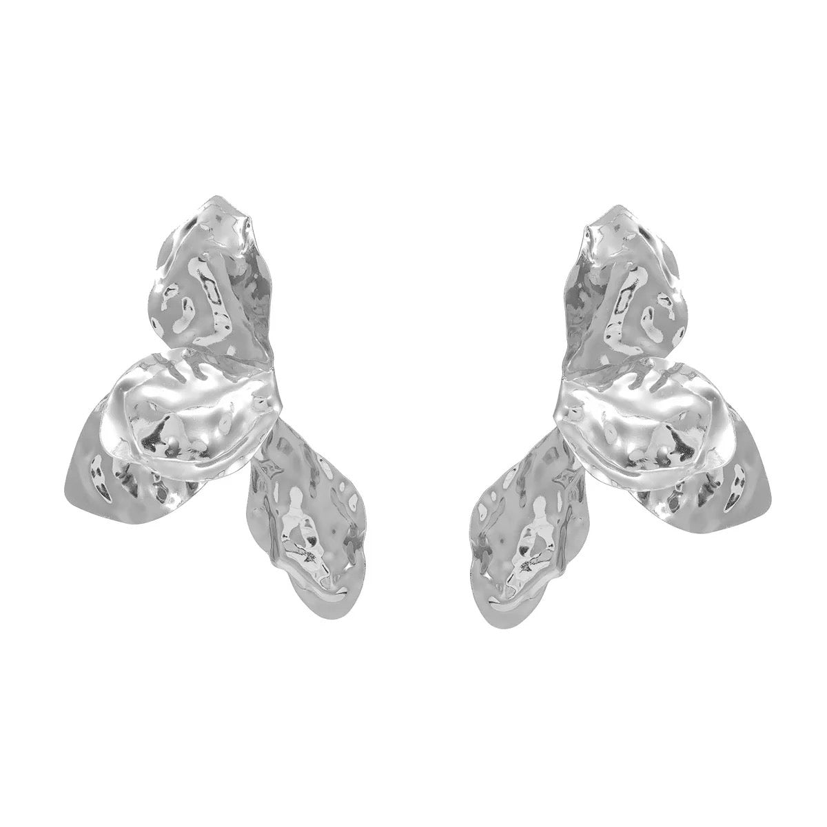 Aretes media flor